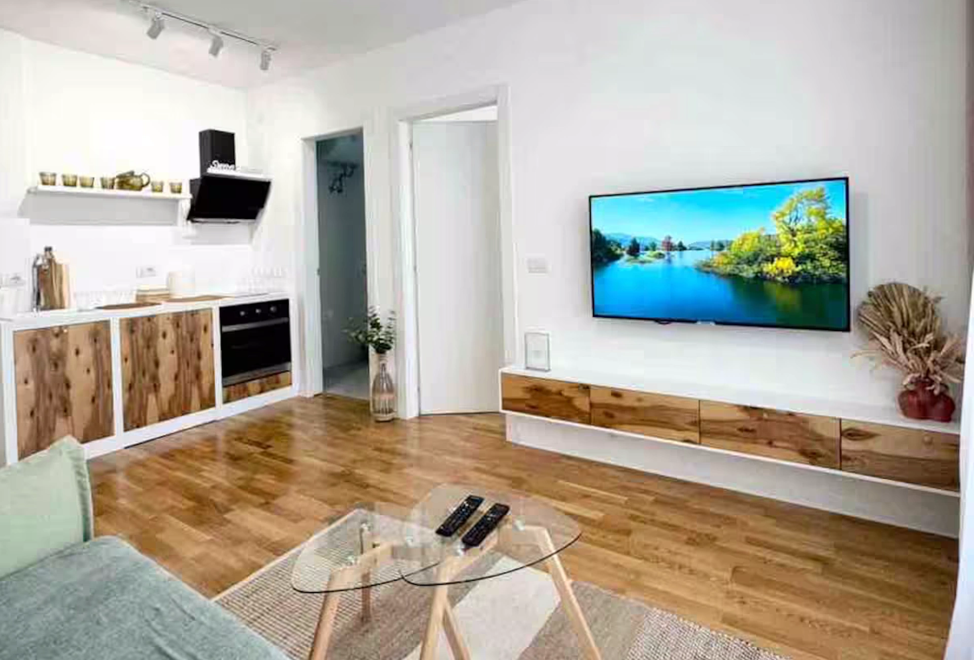 Green Terrace Apartment 8